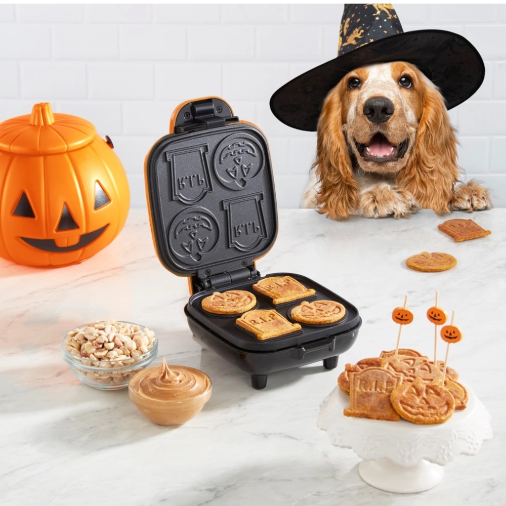 Dash Halloween Mini Dog Treat Maker